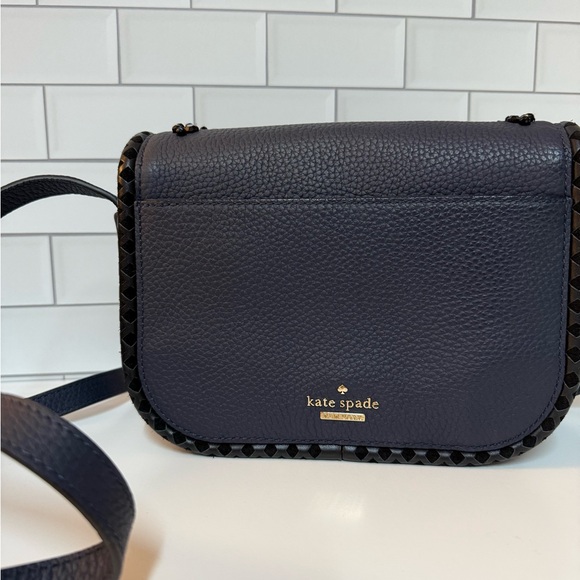 Kate Spade Navy “Set in Stone” Crossbody Bag with matching wallet - Picture 6 of 12